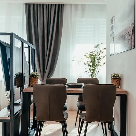 Biarritz Luxury Appartement Belgrado